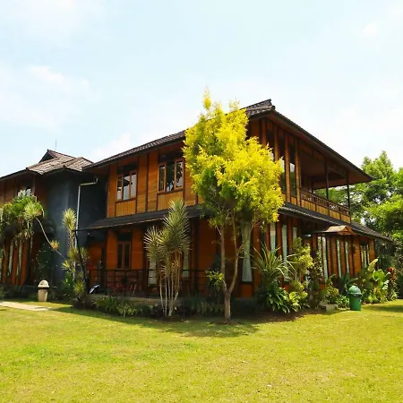 Villa Gardenia Bandung-2